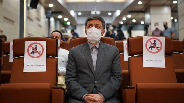پرویز فتاح بیش از ده سازمان و شخص را به تصرف املاک چند میلیارد تومانی متهم کرده بود