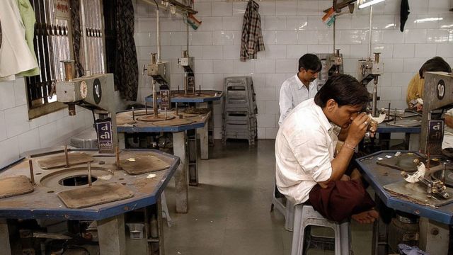 સુરતના રત્નકલાકારો