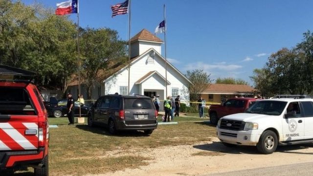 礼拝中に銃撃された教会(5日、米テキサス州サザーランド・スプリングス)