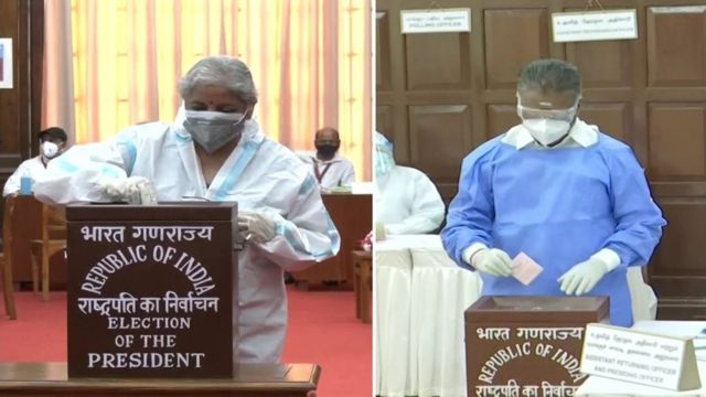 ஓபிஎஸ், நிர்மலா சீதாராமன்