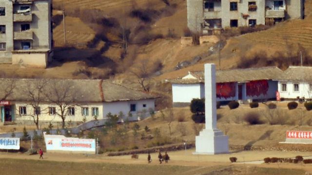 북한 내 한류 단속 심해졌지만…’사랑의불시착·오징어게임’ 인기 - BBC News 코리아