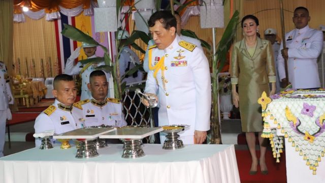 ในหลวงทรงวางศิลาฤกษ์และเปิดอาคารศาลอุทธรณ์ จ.นครปฐม