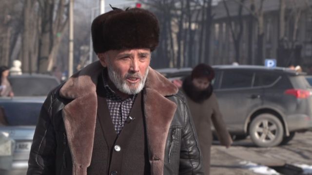 Каримжон Суванов Ўзбекистонда 650900 долларини олдирганини айтмоқда