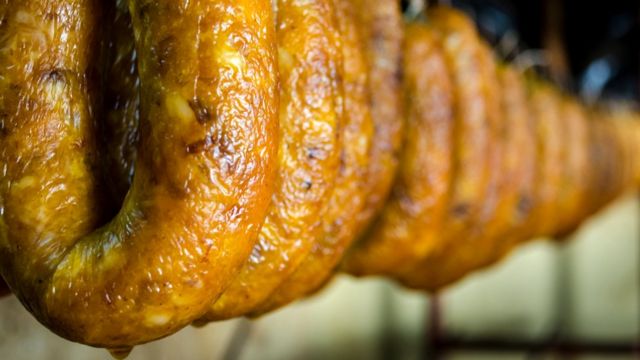 В Траз-уш-Монтиш каждая семья заготавливала на зиму свиную колбасу