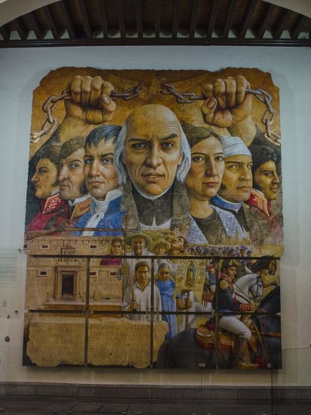 Mural "Independencia" del artista Víctor Cauduro Rojas en el Palacio Ejecutivo.