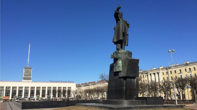 Памятник Ленину, Финляндский вокзал, Санкт-Петербург