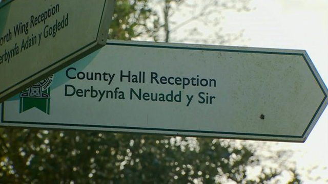 safonau iaith