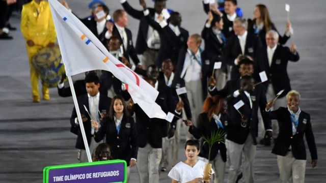 El equipo de refugiados durante la ceremonia inaugural de Río 2016