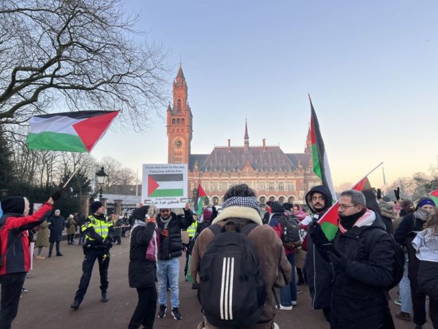 Sidang Mahkamah Internasional: Israel bantah gugatan Afrika Selatan tentang genosida Palestina di Gaza – Kenapa Indonesia tidak bisa ikut menggugat? - BBC News Indonesia
