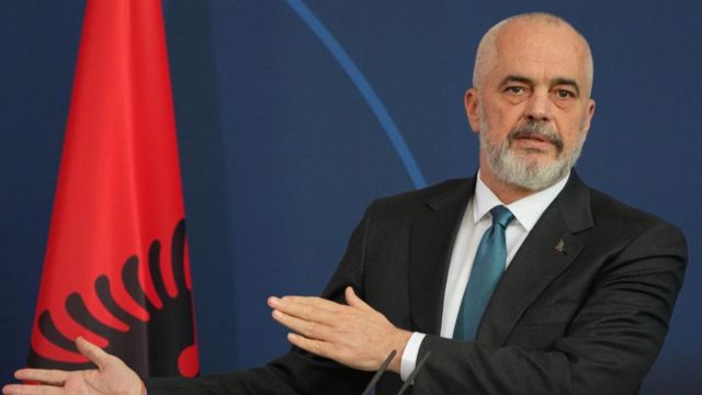 نخست وزیر آلبانی