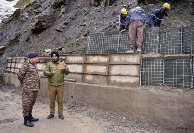 அமர்நாத் குகை சாலை