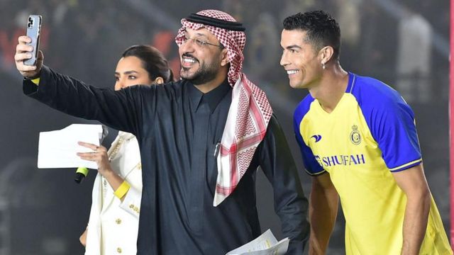 ரொனால்டோவுக்கு அம்னெஸ்டியின் அறிவுரை