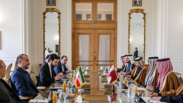وزیرخارجه قطر دو هفته پیش در تهران با همتای ایرانی خود دیدار و گفته بود پیامی از واشنگتن به تهران منتقل کرده است