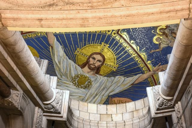 Imagen de Jesús en la Iglesia del Sagrado Corazón de Paris