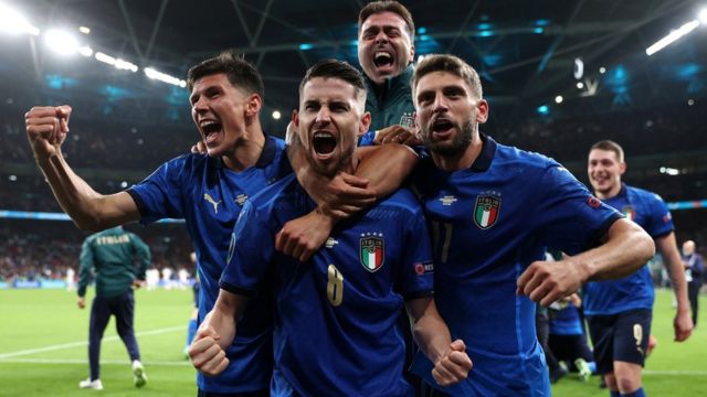 ايطاليا و مباراة اسبانيا بث مباشر