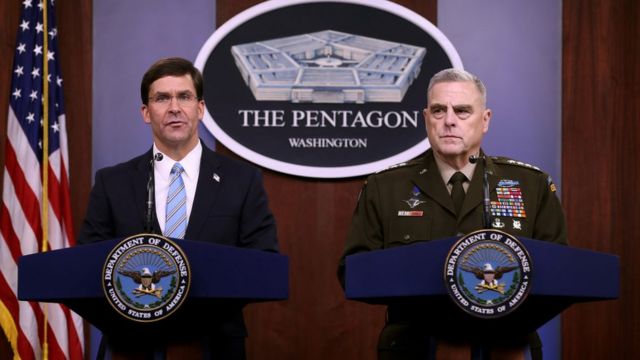 ABD Savunma Bakanı Mark Esper (solda) ve ABD Genelkurmay Başkanı Mark Milley