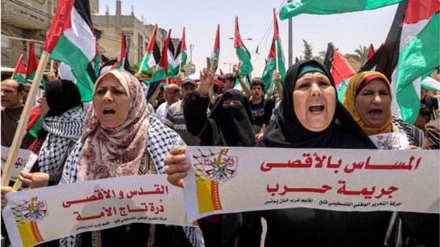 A march by Palestinians in Khan Yunis in the Gaza Strip condemning the storming of the Al-Aqsa Mosque courtyards by Jewish extremists.