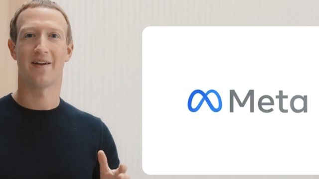 Марк Цукерберг демонстрирует новый логотип Meta