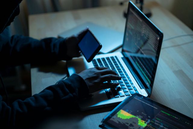 சிம் பாக்ஸ் மோசடி