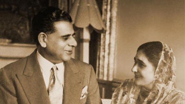 موہن سنگھ اپنی اہلیہ ایشران دیوی کے ساتھ