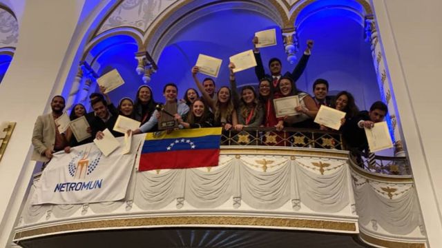 Los Estudiantes Venezolanos Que Ganaron Una Prestigiosa Competencia En Harvard Sobre Los Retos Del Mundo c News Mundo