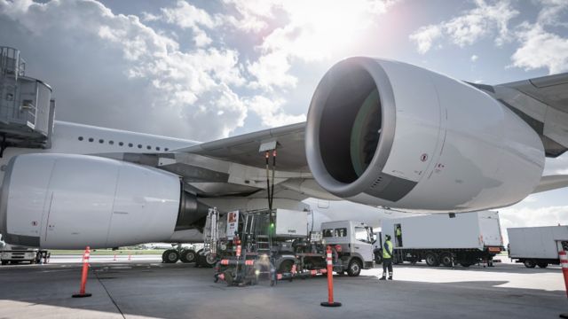 Passenger aircraft refueling process