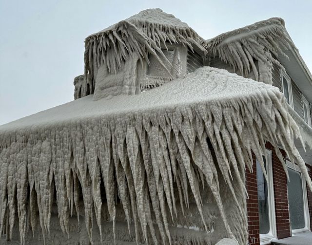 Casa congelada en Buffalo, NY