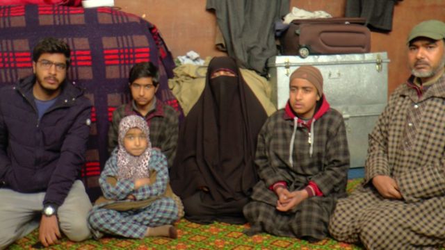 निसार अहमद ख़ान, आसिया