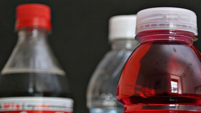 Вчені: дієтична газована вода збільшує ризик інсульту - BBC News Україна