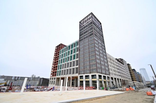 पेरिस में तैयार हो रहा खेल गांव