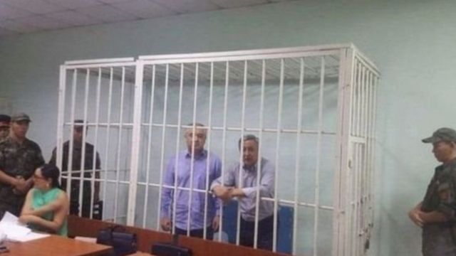 12-июнда башкы көзөмөл органы "Ата Мекен" партиясынын камактагы лидери Өмүрбек Текебаевдин ишин кайра кароодон баш тарткан.