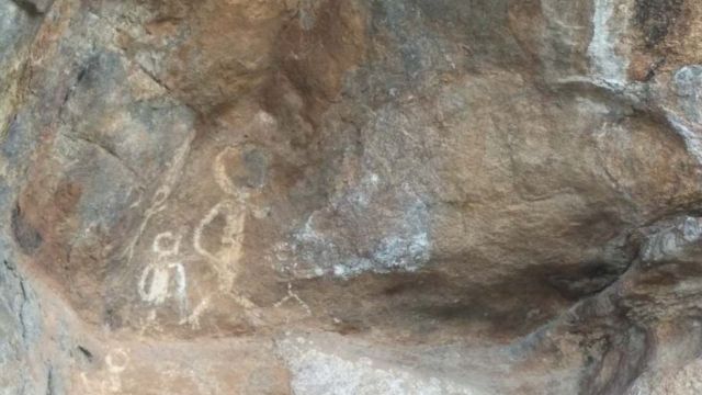 குமிட்டிபதி குகை ஓவியங்கள்