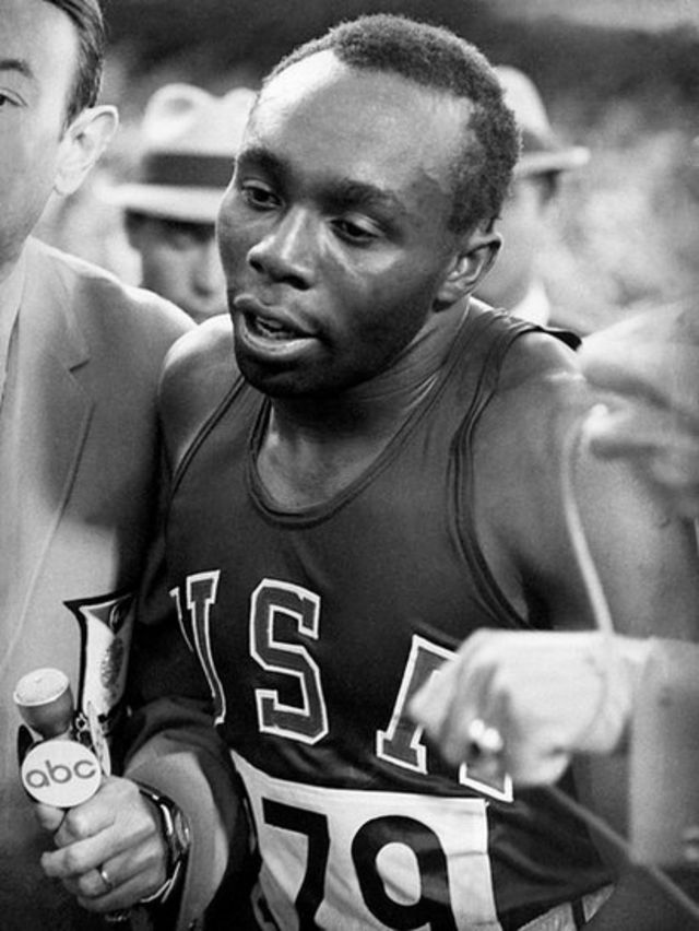 Jim Hines en las Olimpíadas de 1968.
