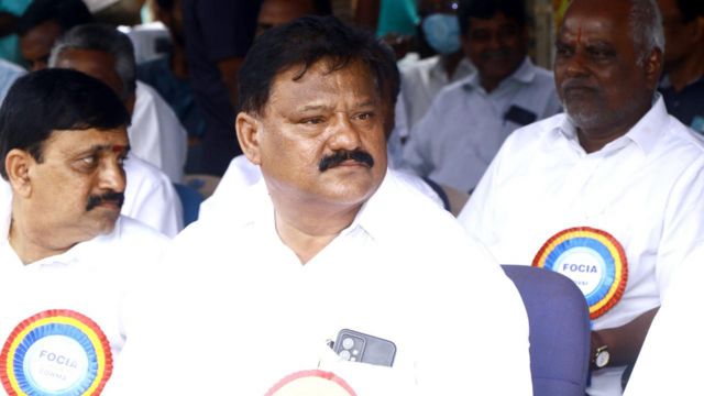 தமிழ்நாடு கைத்தொழில், குறுந்தொழில் முனைவோர் சங்கத்தின் தலைவர் ஜே.ஜேம்ஸ்