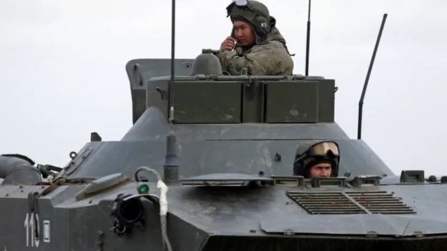 Tanque ruso en Crimea en marzo de 2021