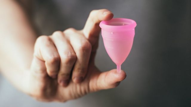 Cuáles son las y desventajas de la cada vez popular copa menstrual BBC News Mundo