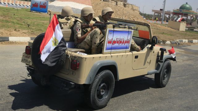 Egyptian soldiers on patrol in Egypt - 6 August 2015