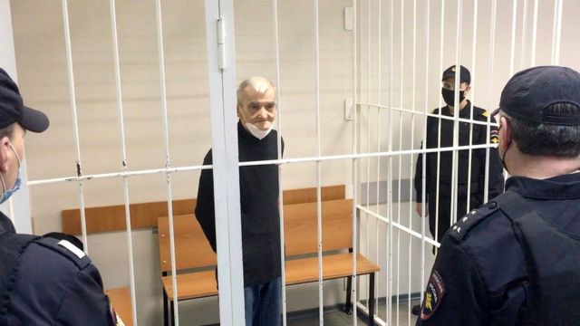 Юрий Дмитриев в зале суда