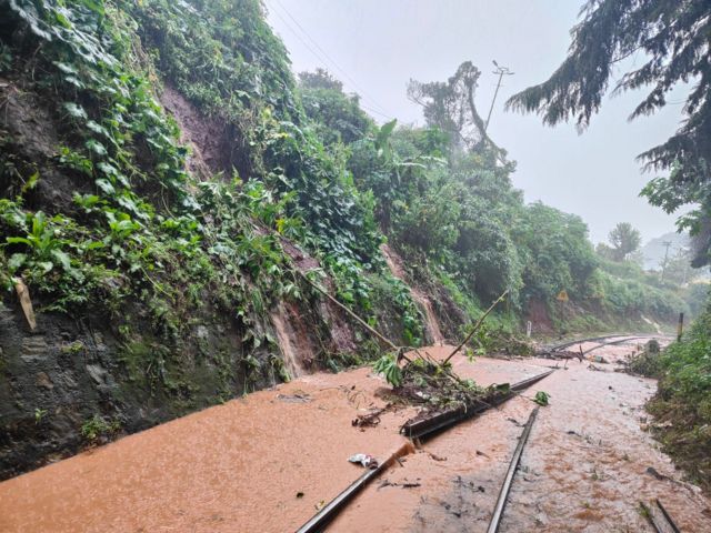 ரயில் பாதை