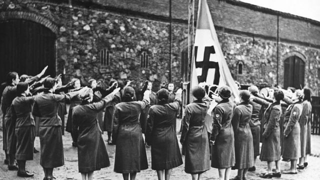 Mujeres nazis