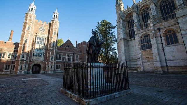 Приватная встреча студентов Итона с Путиным удивила британскую прессу ...