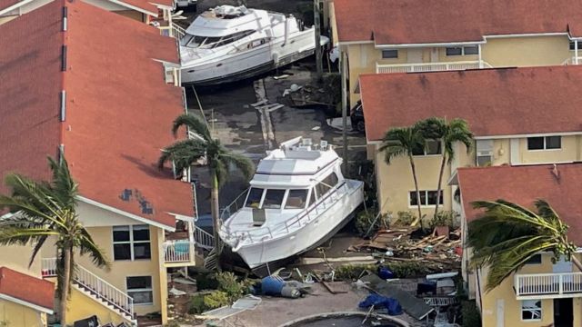 Ураган "Иэн": десятки погибших и 40 млрд ущерба, часть США и Куба без света  - BBC News Русская служба