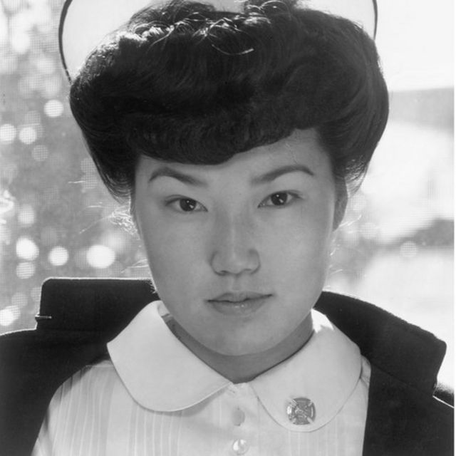 Retrato de la enfermera japonesa Aiko Hamaguchi