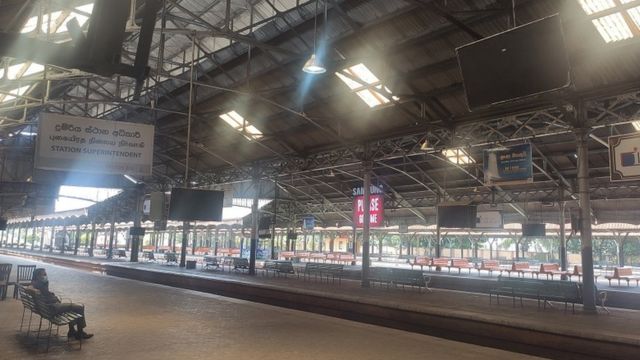 இலங்கை மக்கள் போராட்டம்