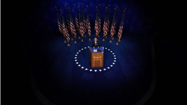 قبل جو بايدن ترشيح الحزب الديمقراطي في غرفة شبه فارغة في مؤتمر افتراضي
