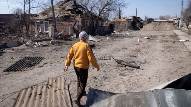 Trostianets, sitio de feroz batalla y ocupación rusa, retomado por las fuerzas ucranianas.
