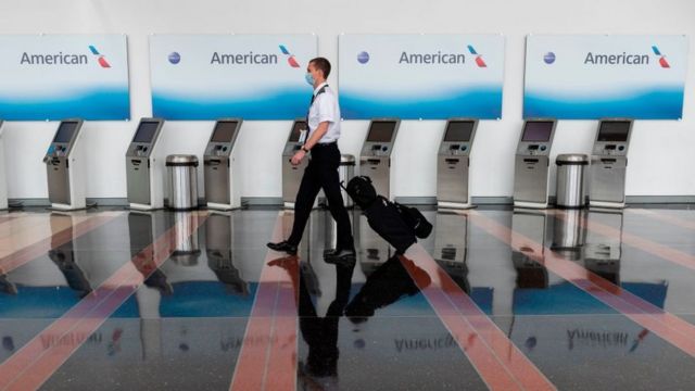 Стойки регистрации American Airlines