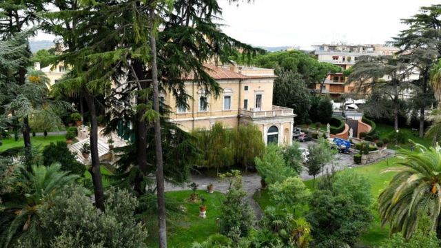 Nunciatura Apostólica, la embajada del Vaticano en Roma.