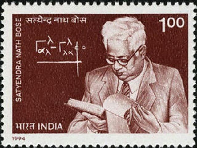 கல்கத்தா பல்கலைக்கழகம் மற்றும் டாக்கா பல்கலைக்கழத்தில் பேராசியராகப் பணியாற்றினார் சத்யேந்திரநாத் போஸ்.