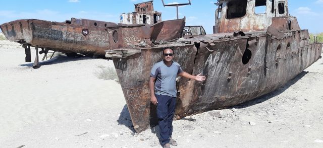 தமிழ் டிரெக்கர் புவனி தரன்